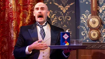 Review: 'The Play That Goes Wrong' is 75 Minutes of Gonzo Hilarity